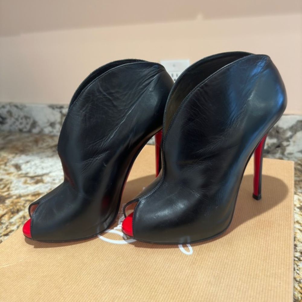 Christian Louboutin chester fille 120 shiny calf